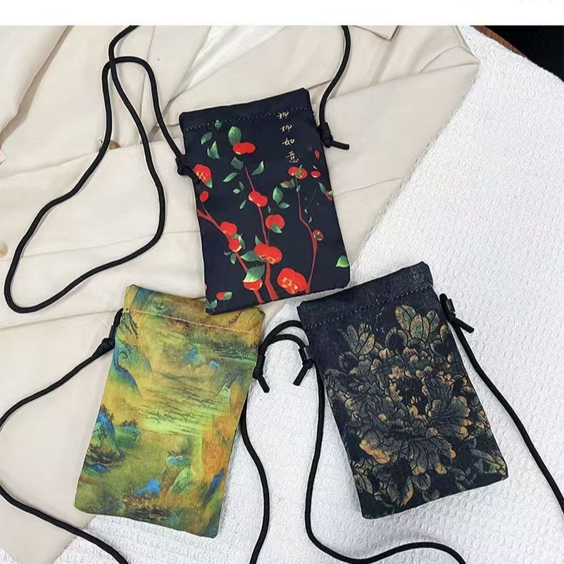 New Casual Chinese-Style Mobile Phone Bag with Invisible Anti-Theft Magnetic Buckle and Adjustable Shoulder Strap, Wholesale