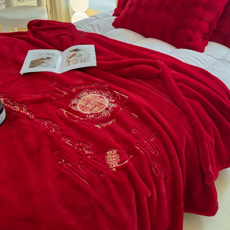 하이 엔드 밍크 모피 담요 모피 토끼 모피 퀼트 겨울 더블 자수 담요 레드 웨딩 선물