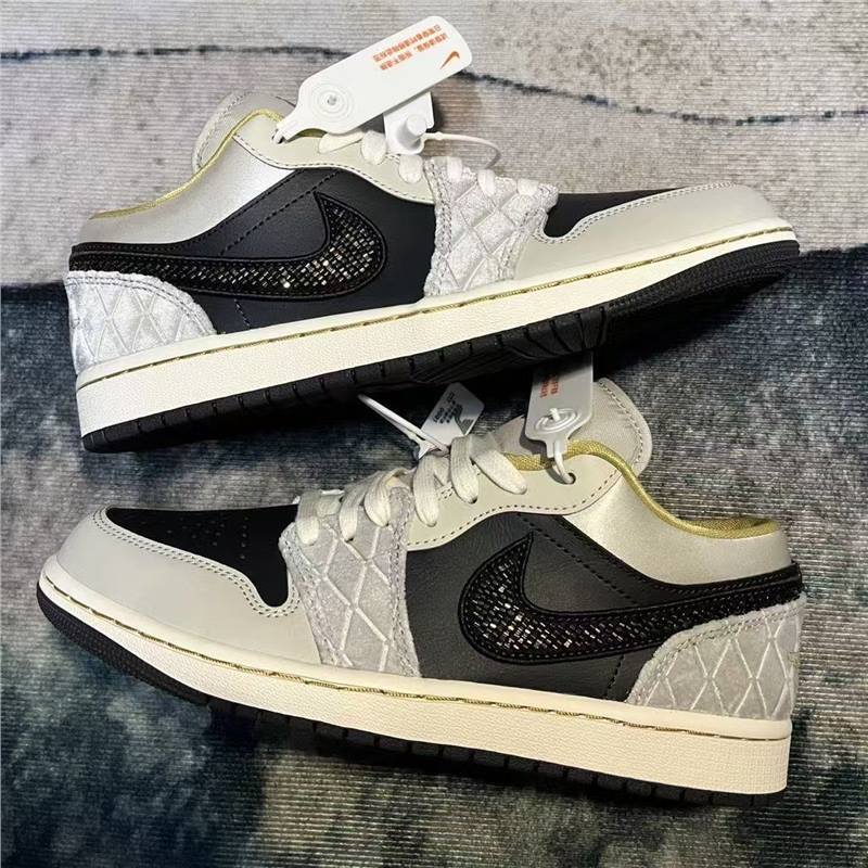 純粋なオリジナル aj1 ロートップ黒とグレーのサテンバスケットボールシューズ男性と女性のためのロートップレトロ多用途スポーツシューズ軽量キャンパスメンズシューズ|undefined