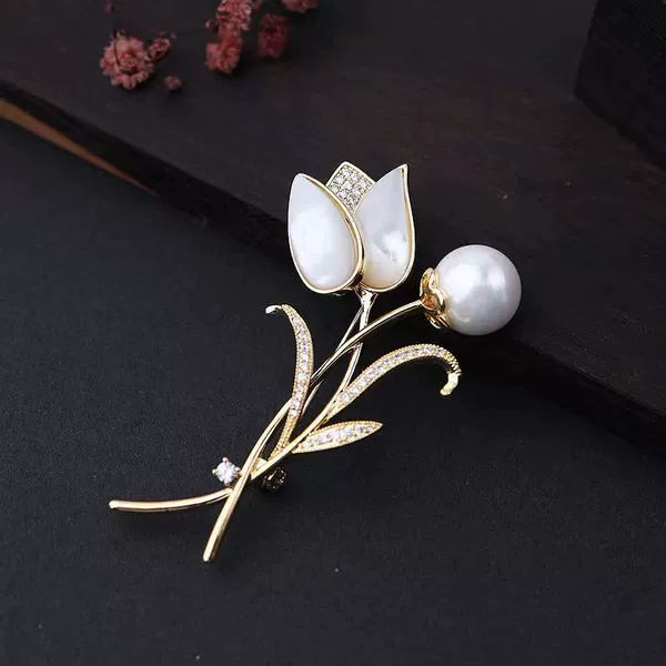 1677 pearl tulips