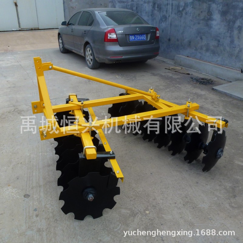 恒兴批发农用拖拉机圆盘耙轻耙农用圆盘耙耙片方轴圆轴外贸出口