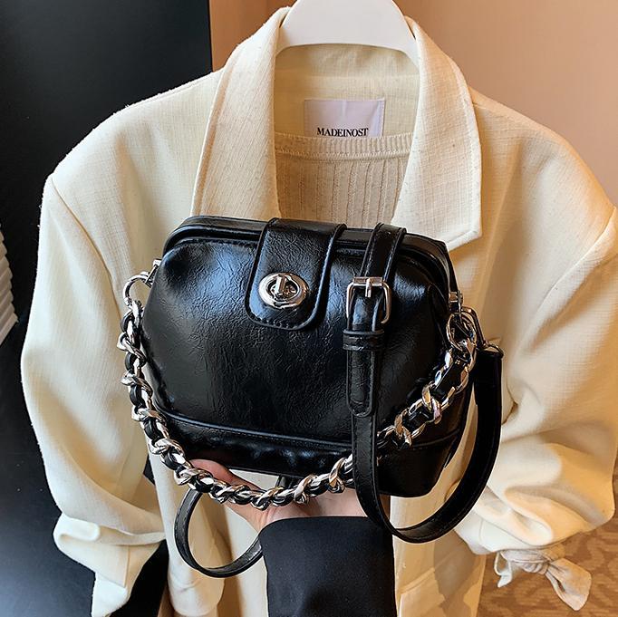 Bolsos para mujer 2025 nuevo bolso de hombro de moda de moda simple bolso cuadrado pequeño casual bolso femenino de nicho de estilo occidental de alta gama