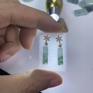 Myanmar natural jadeite A goods nothing column earrings 18K gold inlaid fashion exquisite gifts ice floating flowers full of green artistic conception women