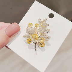 Lucky Tree Brooch 2024 New Fashion Pin for Women Clothing Accessory Anti-Slip Collar Pin Flower Creative