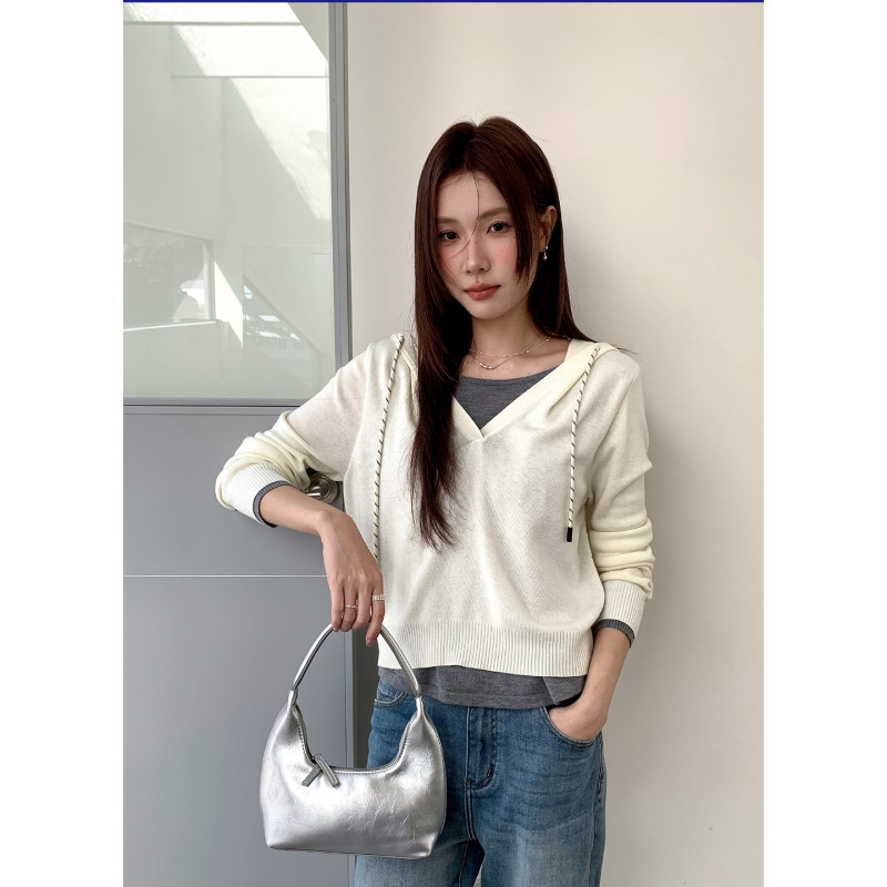 Jiu'Er Hooded Short Lace-Up Relaxed V-Neck Knit Sweater for Women, Slimming and Versatile New Style Top Ye021