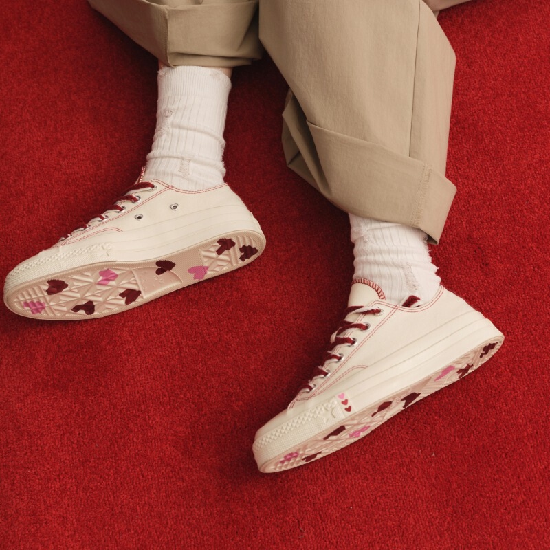 New autumn model 1970 CHUCK 70X low-top canvas shoes for couples, red shoelaces, sports sneakers A24222C