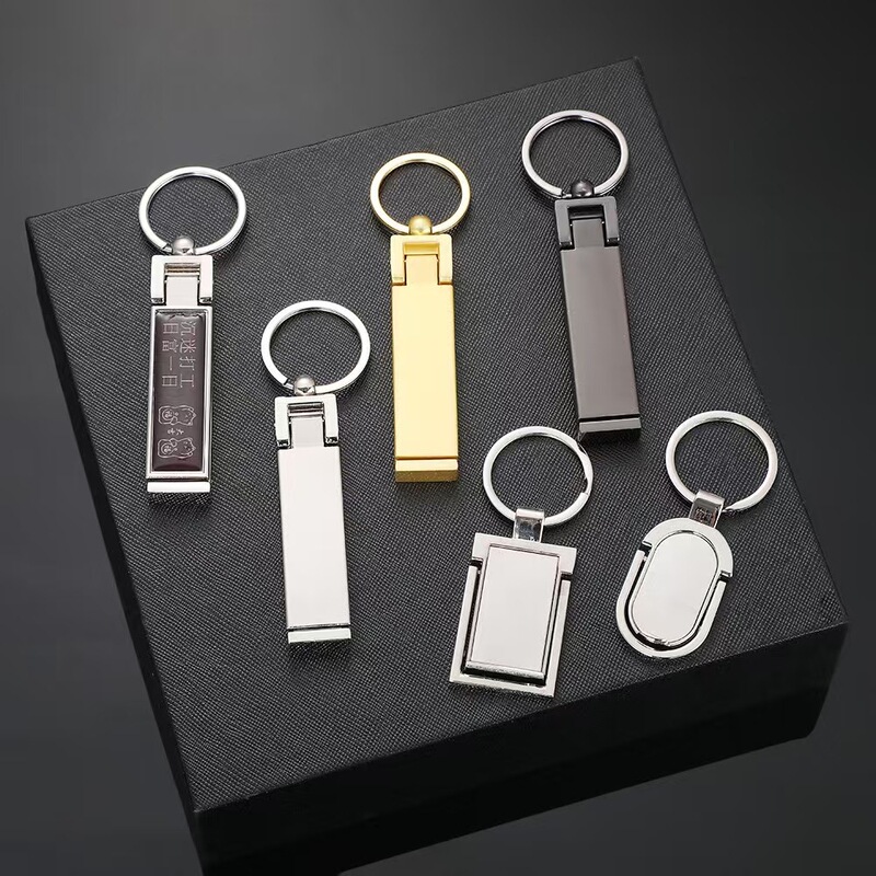 Metal keychain for men, high-end car accessory, multifunctional creative keychain, phone stand accessory, gift