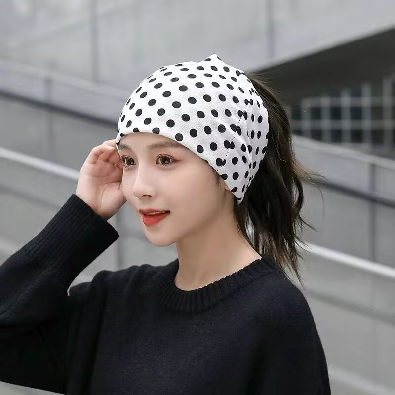 アップグレードして、秋冬のマフラーと女性のカバーをします。|undefined