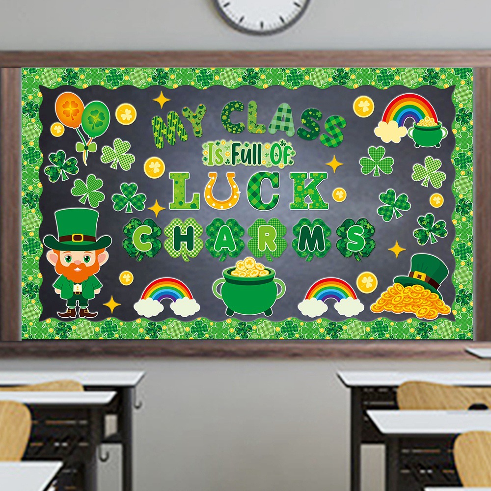 Nuevo día de San Patricio pizarra periódico parche de fiesta irlandesa sala de aula tablero de anuncios Lucky Clover parche