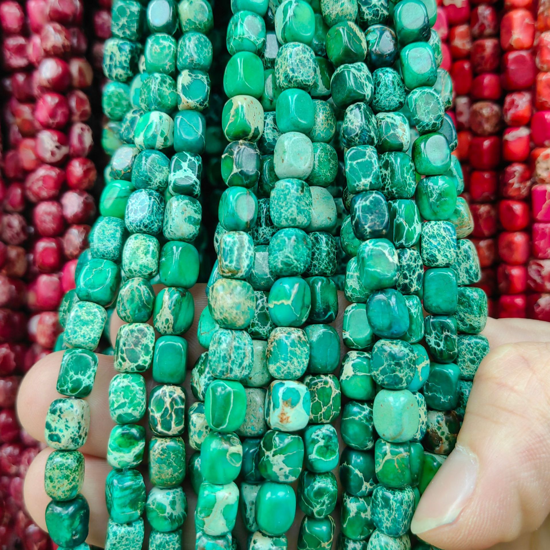 Ventas transfronterizas calientes de piedra imperial natural 5mm * 7mm con forma cuadrada multicolor perlas dispersas productos semiacabados joyas diy