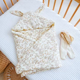 抱被抱毯;围嘴围兜;婴童枕芯