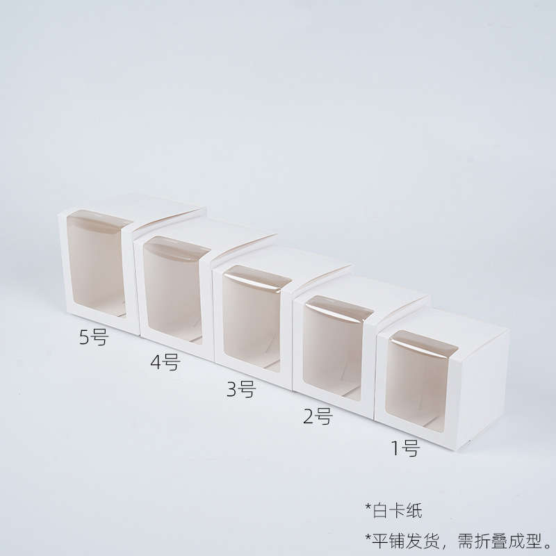 Venta al por mayor Kraft papel ventana película hecha a mano caja ciega caja vacía muñeca caja de regalo caja de cartón Tarjeta blanca caja de juguete