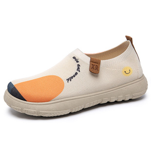 �ϱ��������¿Ь���e�w���\�Ӳ��L��Ь͸��ܛ�וr��һ�_��ŮЬ