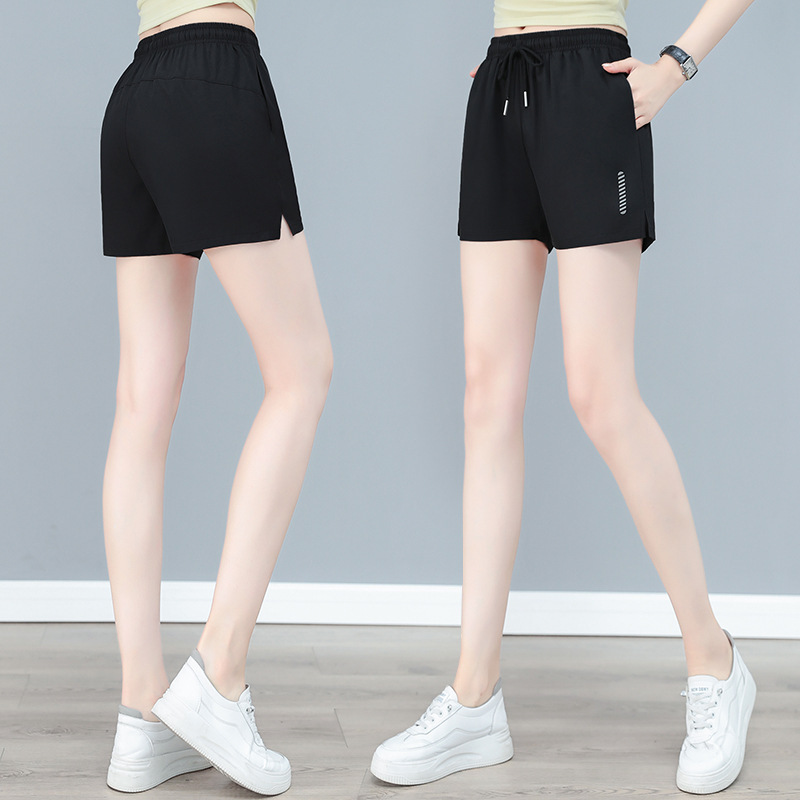 Ice Silk Quick-Dry Sports Shorts for Women, Summer 2026 New Thin Style, Loose Casual Versatile Black Five-Point Shorts Ice Silk Quick-Dry Sports Shorts for Women, Summer 2026 New Thin Style, Loose Casual Versatile Black Five-Point Shorts