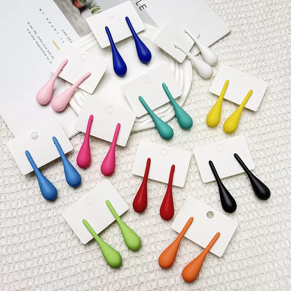 2025新款跨境热卖新款爆款长水滴欧美复古奢华高级感耳钉耳饰饰品