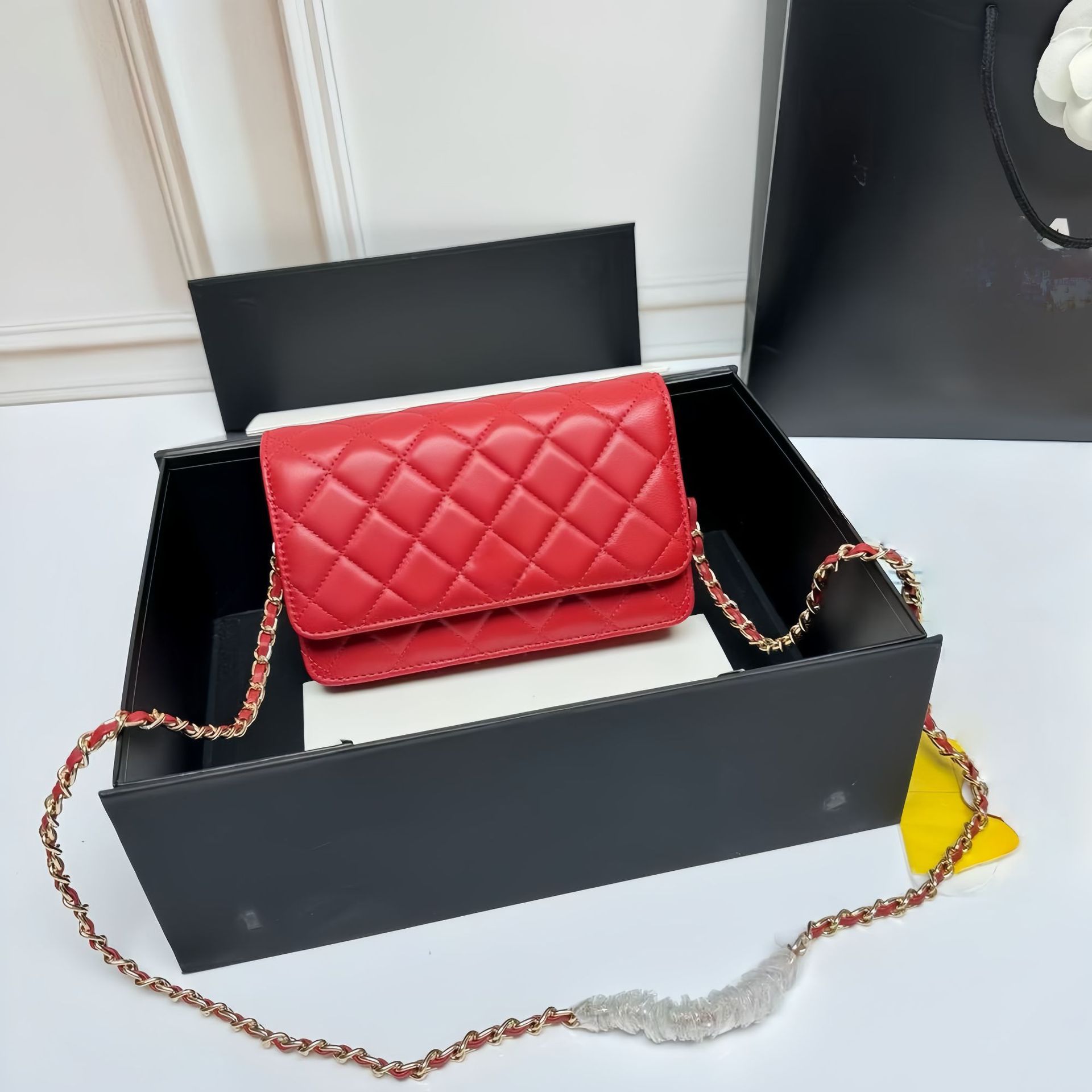 레드 골드 버클