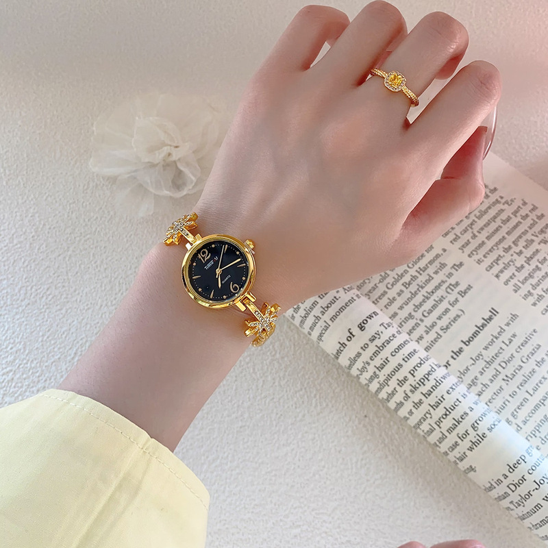 Second-Hand Watches, Retro Niche High-End Women's Gold Watches, Exquisite Chain with Diamonds, Cross-Border Hot-Selling Dropshipping Watches