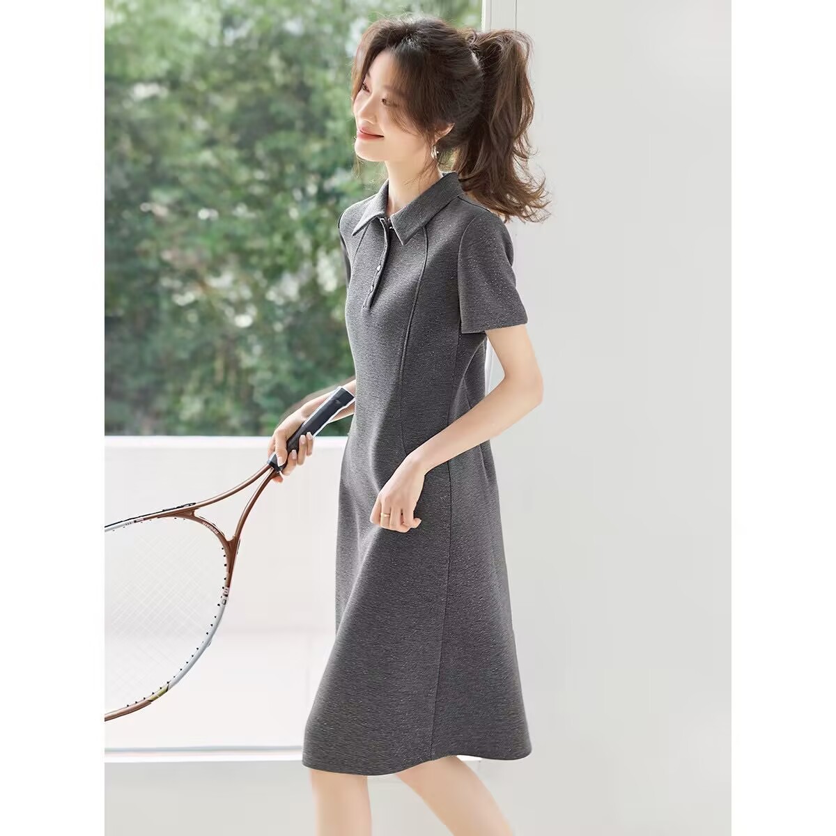 Váy liền thân sequin eo thon cổ POLO tay ngắn — xám chi tiết 2