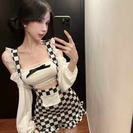 秋冬季甜辣妹棋盘格吊带连衣裙女性感蕾丝花边上衣两件套包臀短裙