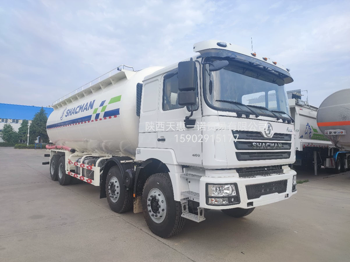 SHACMAN экспортирует в Таджикистан, Центральную Азию, цементовозы мощностью 430 лошадиных сил.