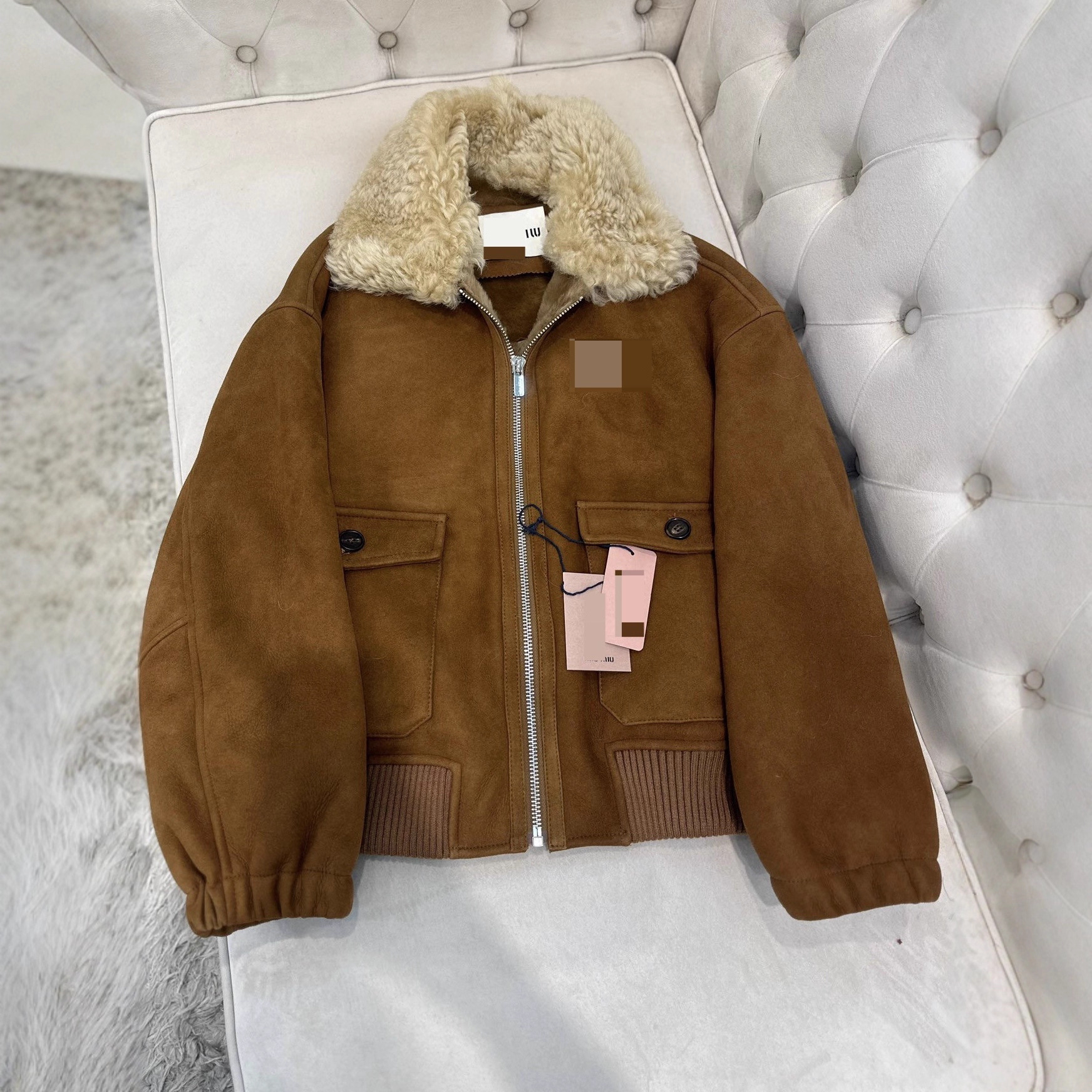 2025新款進口芭莎皮毛一体真皮女绵羊皮宽松显瘦短款外套皮草夹克