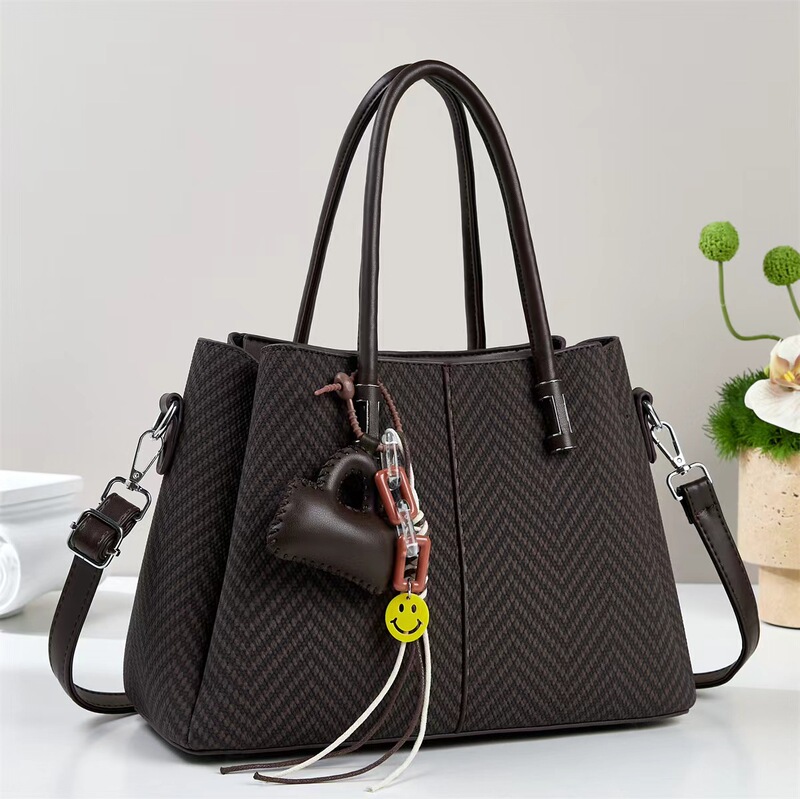 Women's Bag 2026 European and American New Style Willow Pattern Fashion Large Capacity Handbag Export Shoulder Crossbody Bag Commuter Bag