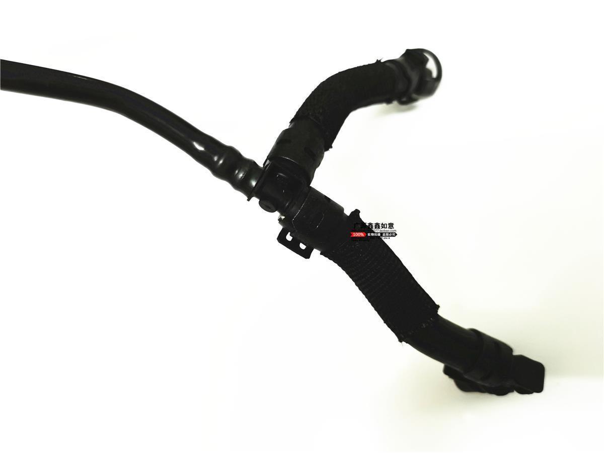 Suitable for Jaguar XF, XJL, Land Rover Range Rover, Discovery 3/4: coolant expansion tank, coolant reservoir, and three-way coolant hose