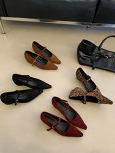 ��ʽ�q�汪�y���^�ָ���ЬŮЬ��2025�¿��＾һ�֎�������ͨ��Ь