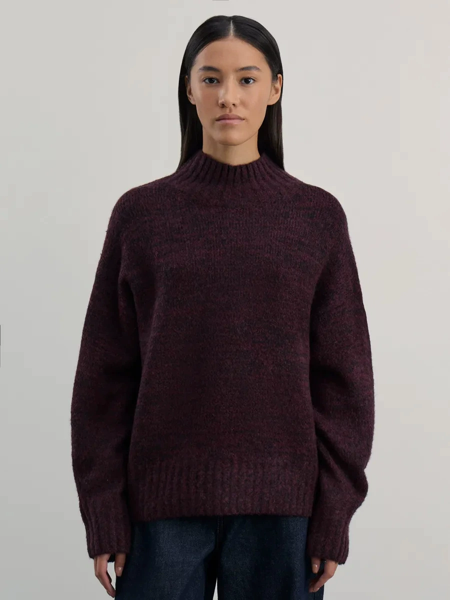 Свободный джемпер из шерсти (loose sweater)