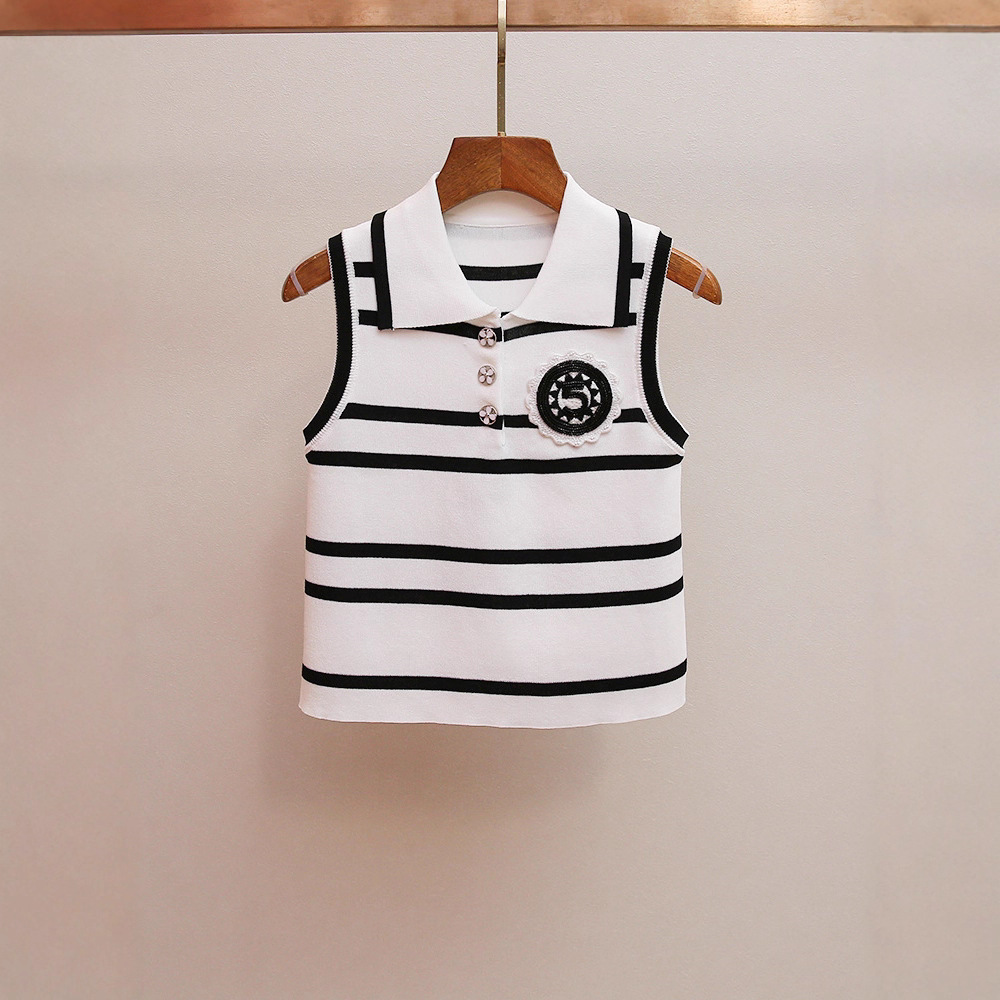 Shenzhen Nanyou Classy Women's Autum New French Style Embroidered Lapel Special Knitwear Vest Top for Women