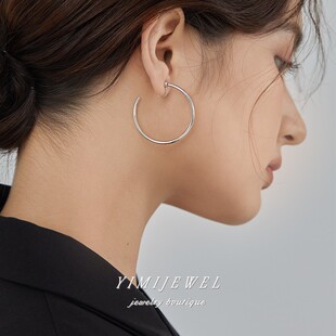 �w¶˼ͬ��~���D�ӳ����ߴ��Ȧ����P���A�o��������yɫ���h