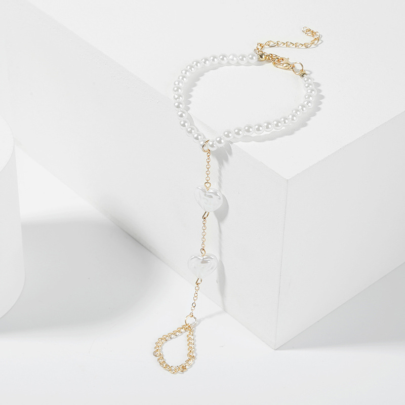 1 Stück Mode Herzform Arylic Imitation Perlen Überzug Damen Armbänder display picture 4