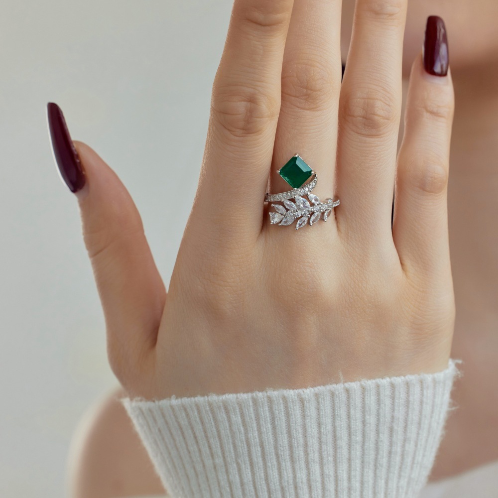 Elegant Simple Style Leaf Sterling Silver Plating Synthetic Emerald Zircon Rings 1 Piece display picture 2