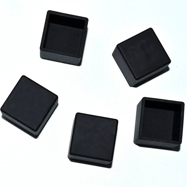 Black 2020 silicone tail plug
