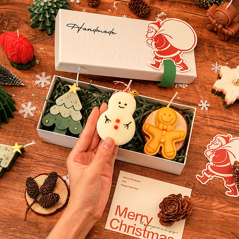 Caja de regalo corta D - (árbol de Navidad + muñeco de nieve + hombre de pan de jengibre)