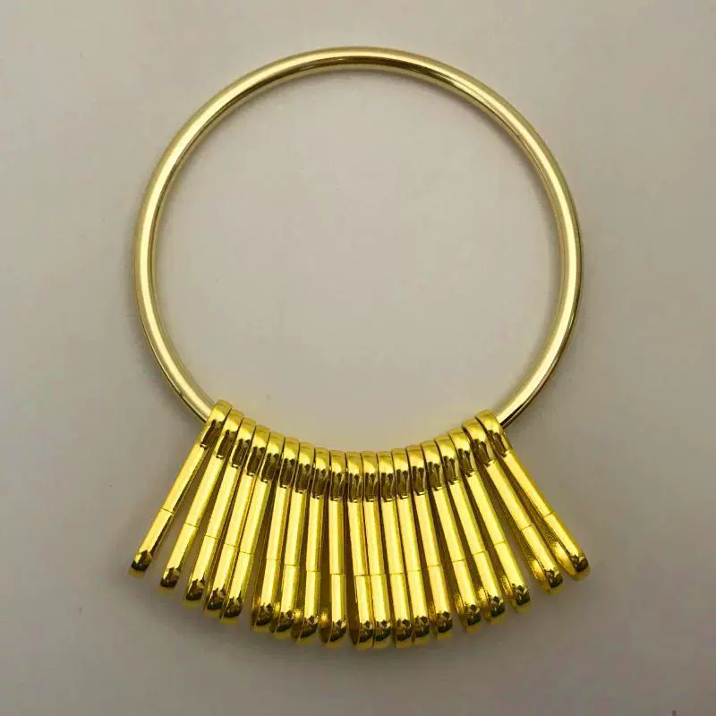 Metal creative bracelet for keys, storage system, simple and elegant design
