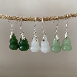 Large quantity discount small gourd imitation jade pendant earrings earrings dignified and elegant fashion temperament non-fading anti-allergic