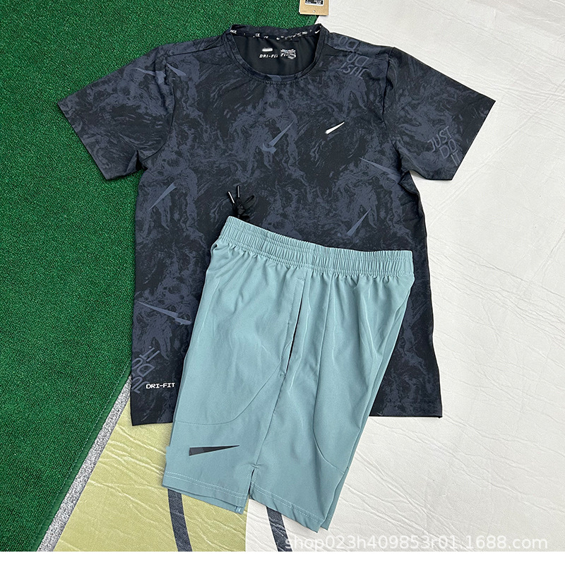 Pantalones cortos de secado rápido de verano set de mangas cortas de hielo transpirable deportivo ocio transpirable acondicionamiento físico relajado correr cuatro puntos de comercio exterior