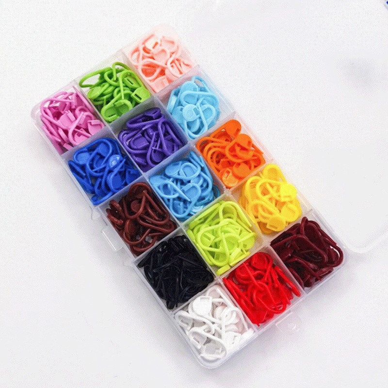 Transfronterizo 10 cuadrículas 120 piezas de plástico en caja pequeños alfileres, marcas, hebillas, suéteres, herramientas de tejido, materiales de bricolaje