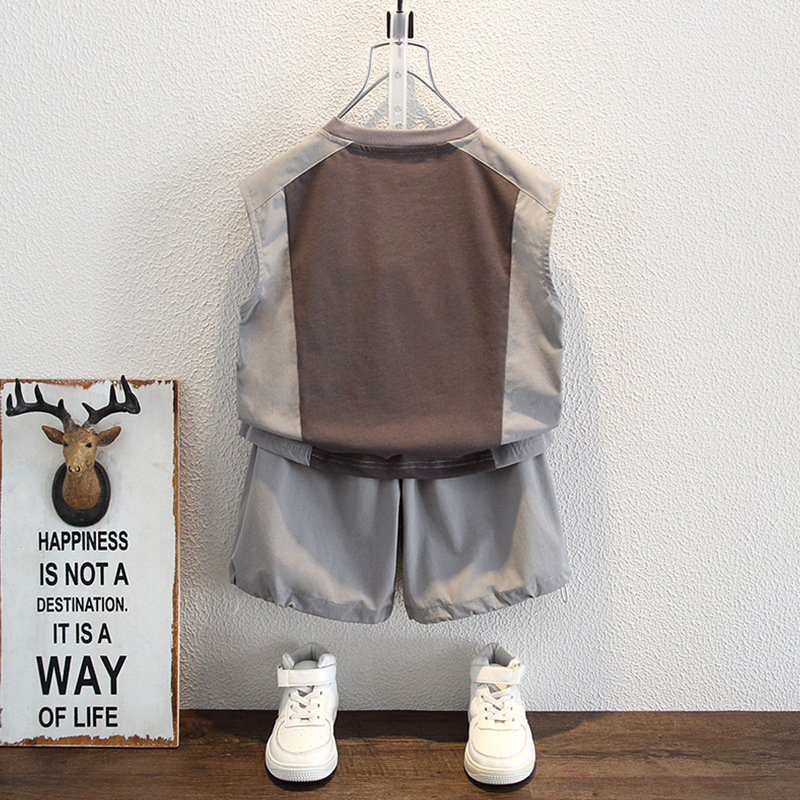 7937 Chaleco sin mangas para niños Ropa para niños Traje de dos piezas casual de verano para niños pequeños y medianos 2025 Nuevos productos Pantalones cortos Color a juego Ropa de moda