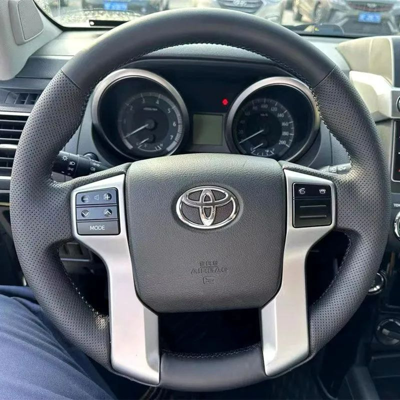 Suitable for Toyota Prado Steering Wheel Cover Models 10, 14, 15, 16, 2700, Hand-Stitched Leather Cover, Special Breathable Design