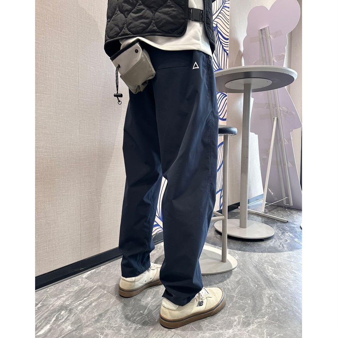 American-Style Softshell Work Pants for Men, Casual Straight-Leg Quick-Dry Pants with Triangle Logo, Tapered Trousers