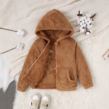 秋冬季女童双侧口袋拉链连帽衫卡通可爱布贴熊假仿皮草夹克外套