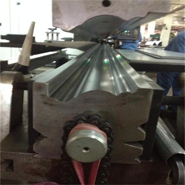 门边折弯成型模一次成型压花模复合模多角度模门业模具