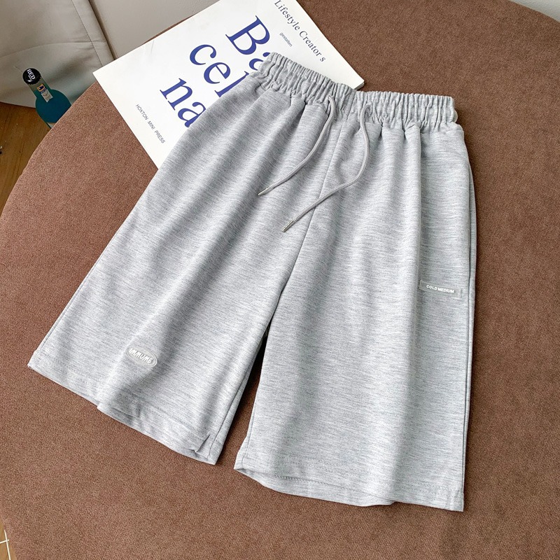회색