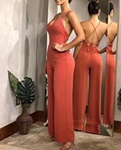 Solid color sexy strap camisole jumpsuit�Ըн��������B�wѝŮ