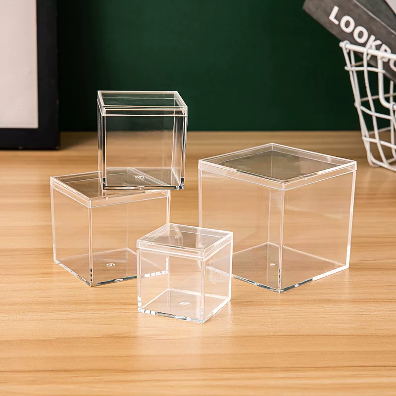 Gaia, square acrylic storage box, minifigure, stand
