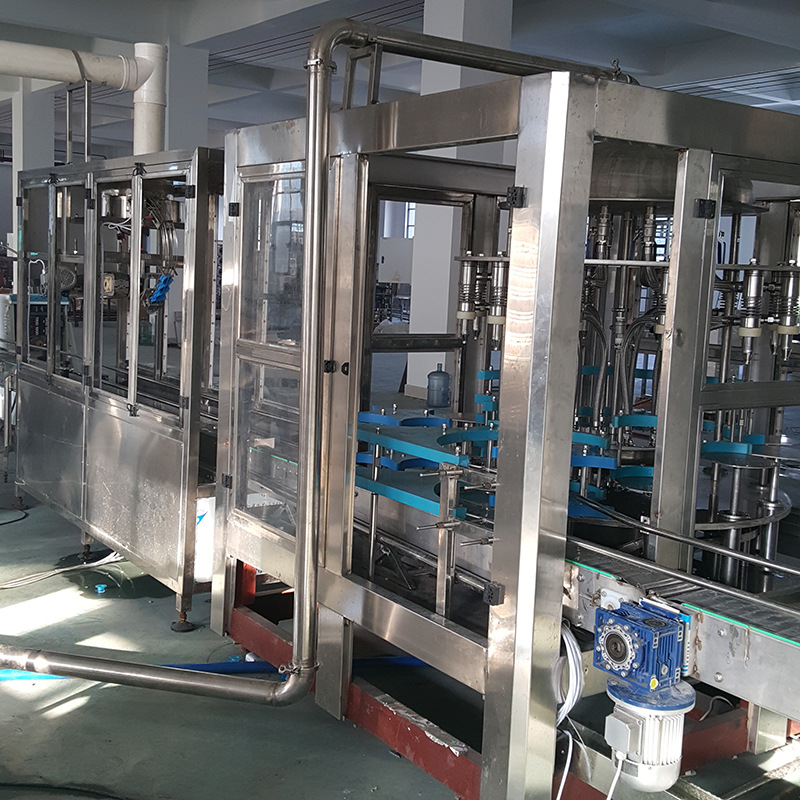 全自动山泉水灌装机器山泉净水灌装线设备 水厂全套设备机械厂家