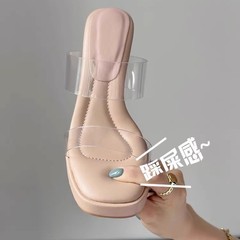快適に糞を踏む感 ~ 防水台透明ハイヒール女性2025夏の新型水晶太ヒールサンダル女性外着