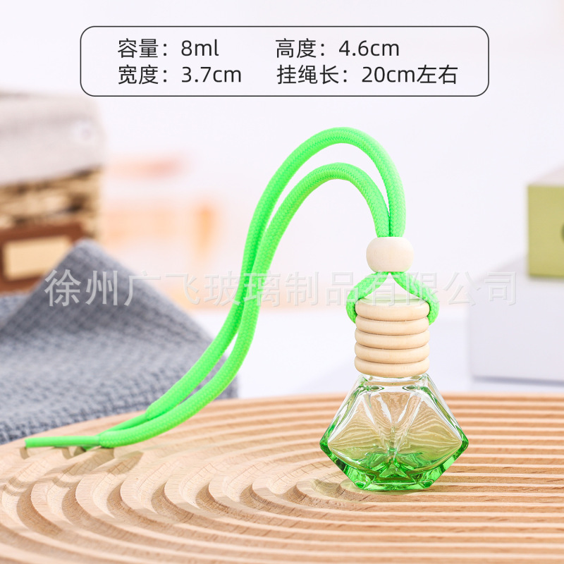 Douyin Kuaishou 人気の四角い車の香水瓶と香水四角い香水瓶車の香水ペンダント卸売|undefined